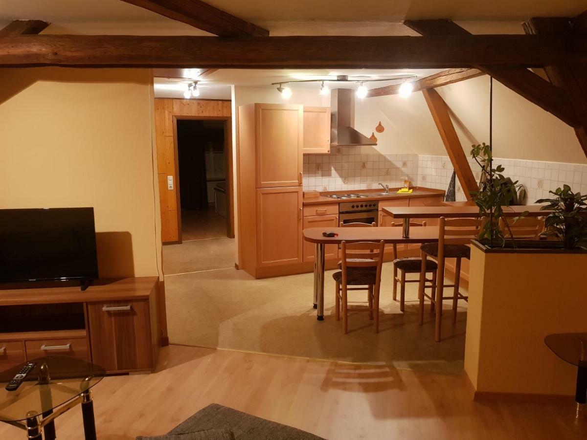 טראבן-טרארבאך Ferienwohnung Liebeskummer מראה חיצוני תמונה